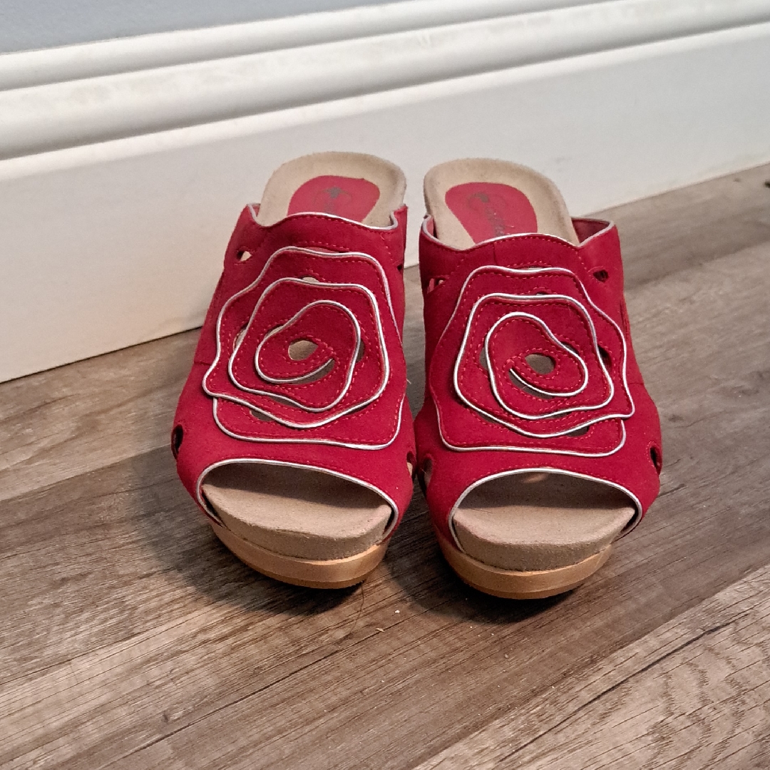 Nwot Vintage Earthies